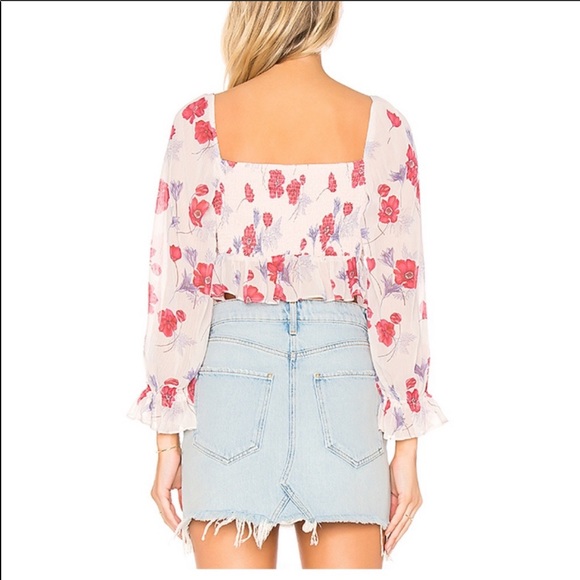 🎀SOLD🎀Revolve Front Tie Ruffle Floral Crop Top - Picture 3 of 7